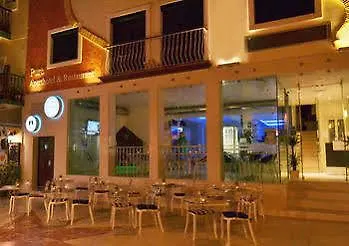 Pure Hotel And Restaurant Torremolinos